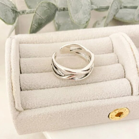 925 Sterling Silver Minimalist Ring Criss Cross Layer Ring Modern Ring - Picture 4 of 8